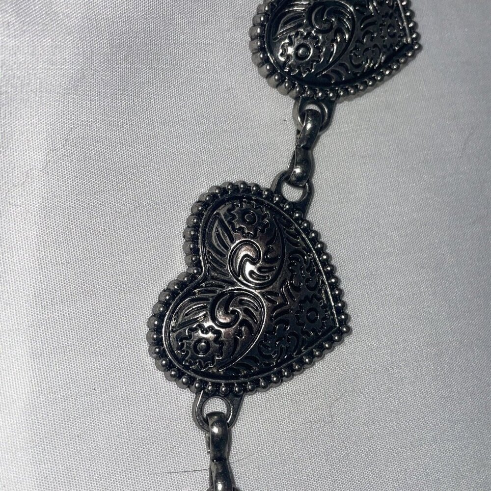 Womens Western Southwest Silver Heart Chain belt adjustable to 41 inch fall - Picture 4 of 10